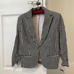 Amanda + Chelsea blazer